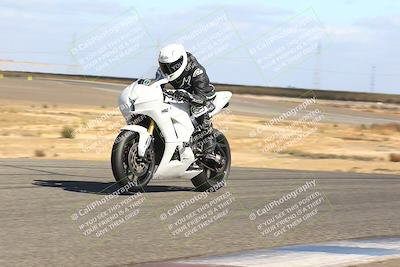 media/Nov-03-2024-TrackDaz (Sun) [[44580f4982]]/B Group/1220pm (Wheelie Bump)/